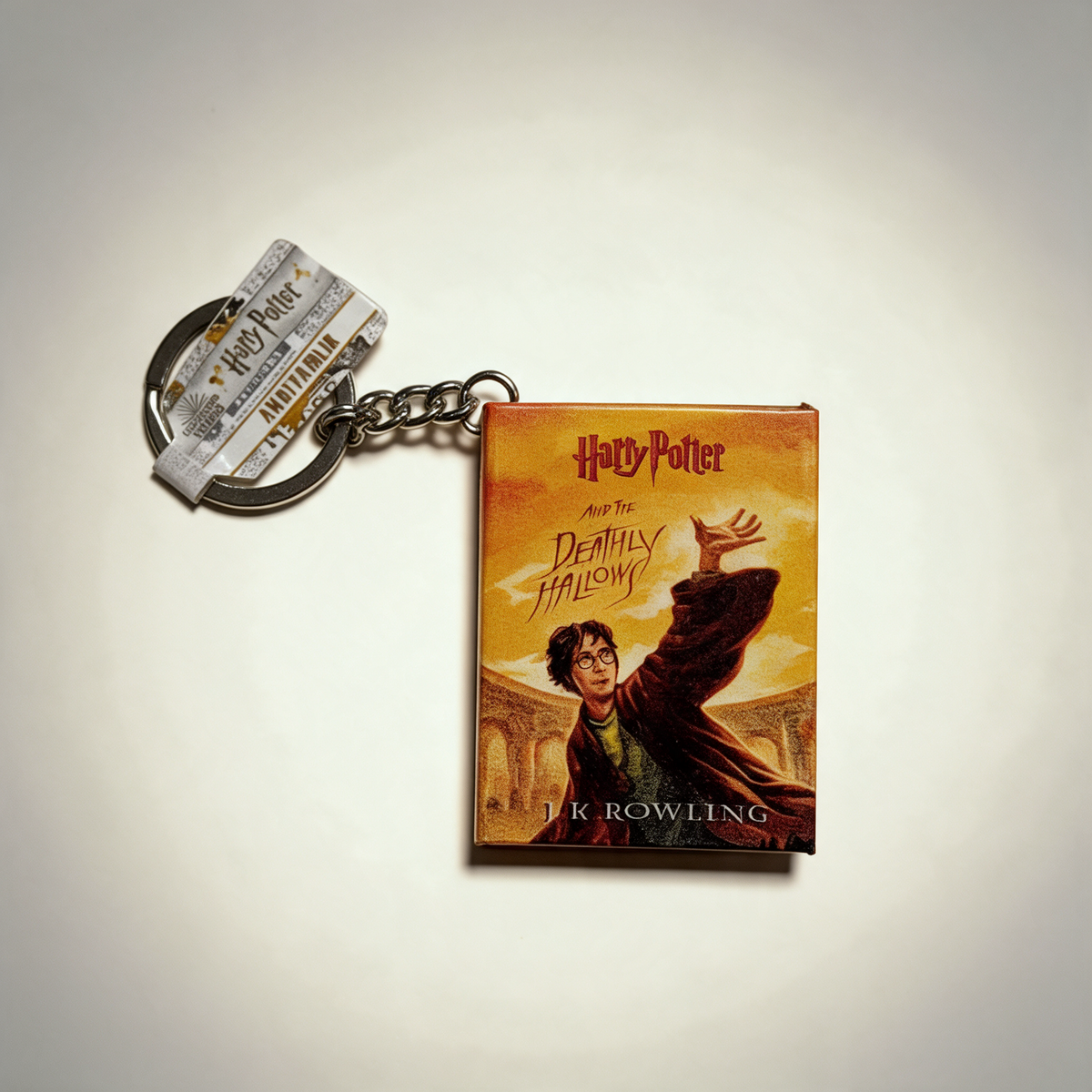 Harry Potter Ölüm Yadigarları Kitap Anahtarlık - Stüdyo
