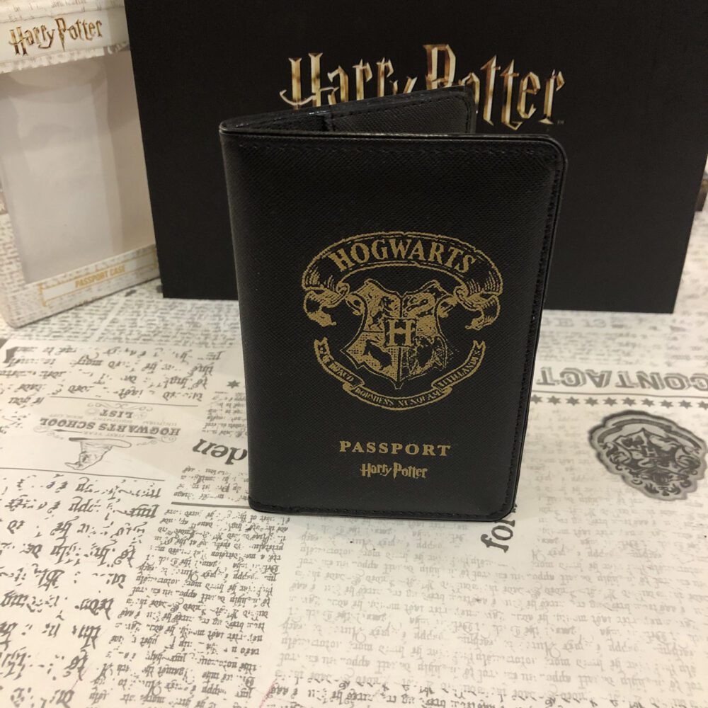 Hogwarts Pasaport Kılıfı Lisanslı Deri